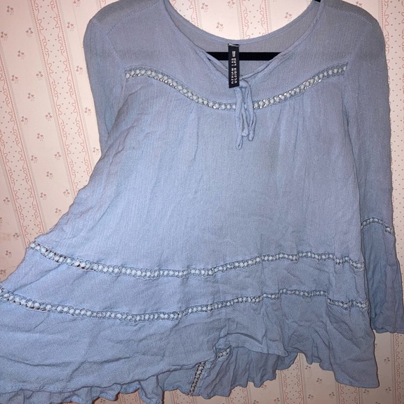 Beautiful baby blue bohemian top! Size medium - Picture 6 of 6